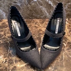 Manolo Blahnik Erra Flannel Grey Heels